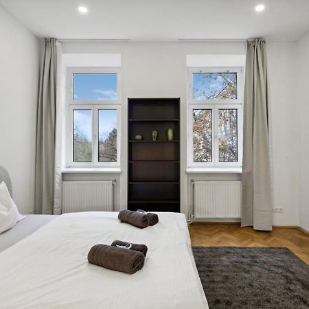 Big Spacious Central Apartment In Wien Ngoại thất bức ảnh