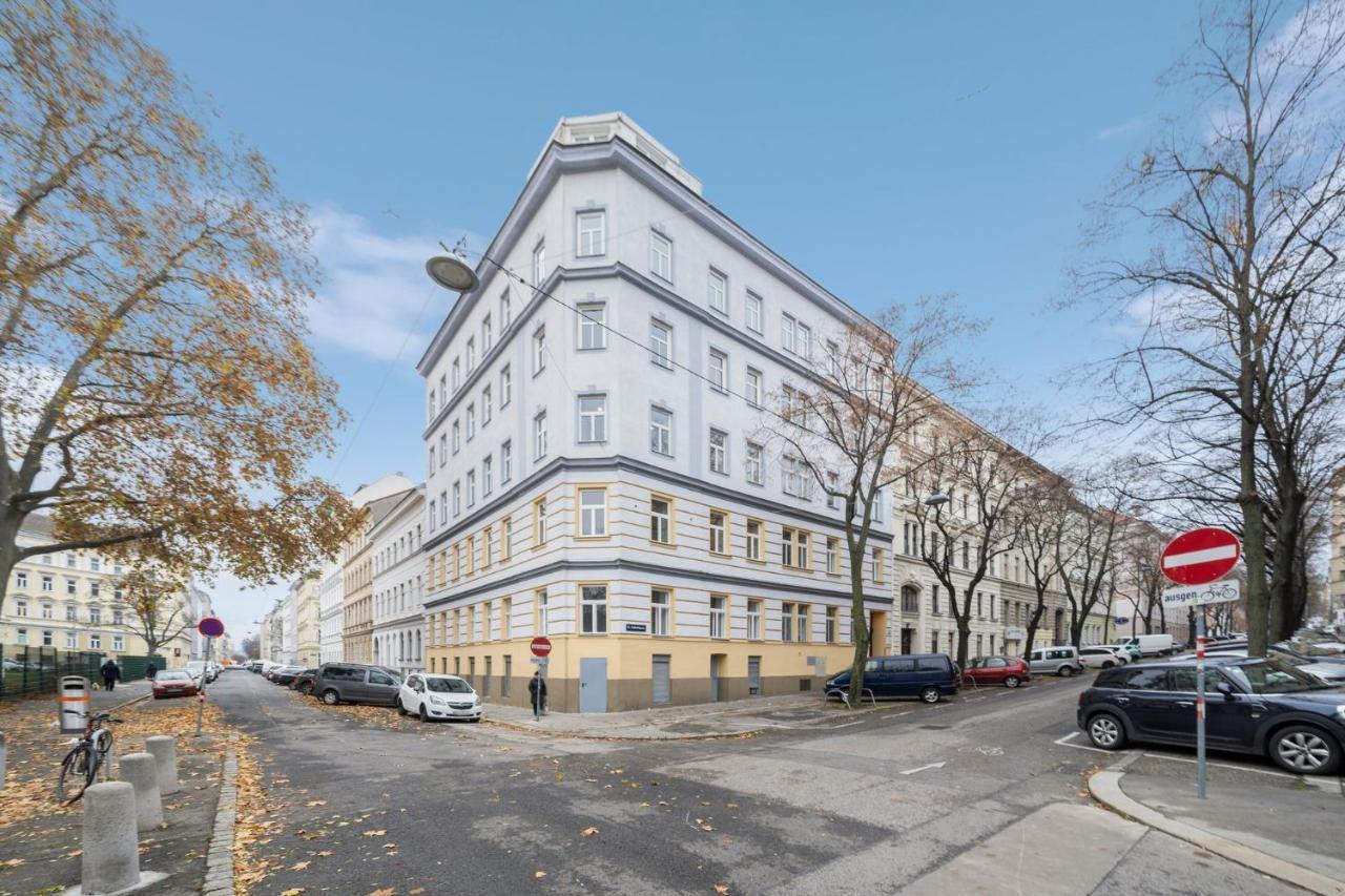 Big Spacious Central Apartment In Wien Ngoại thất bức ảnh